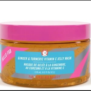 First Aid Beauty Ginger & Turmeric Vitamin C Mask